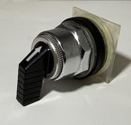 SWITCH OPERATOR, SQUARE D, 3 POSITION SPRING CENTERED