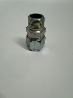 1″‘ TUBE X 1″ NPT MALE CONNECTOR